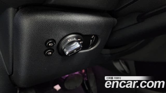Mini Cooper S 2019 — Photo 18/32