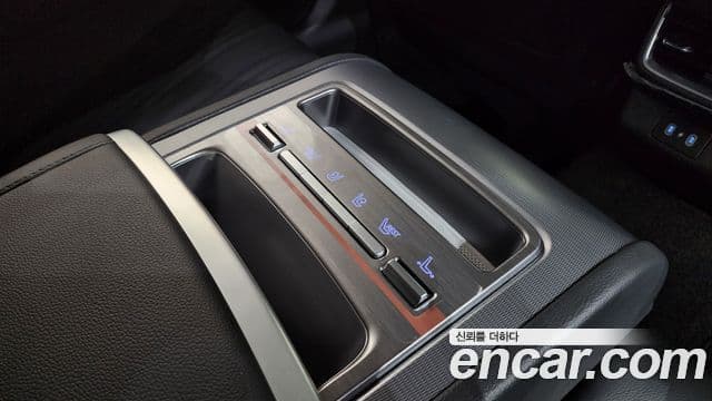 Hyundai Grandeur 2025 — ფოტო 18/20