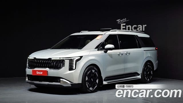 Kia Carnival 2025 — ფოტო 1/20