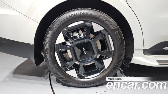 Kia Carnival 2025 — ფოტო 5/20