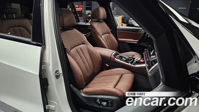 BMW X5 2025 — Photo 10/32