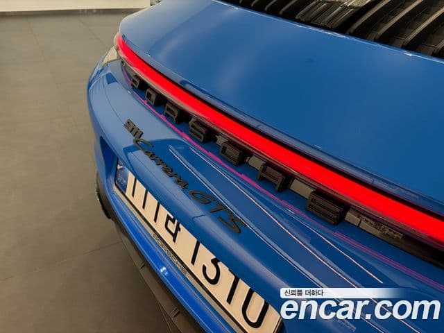 Porsche 911 2022 — Photo 8/20