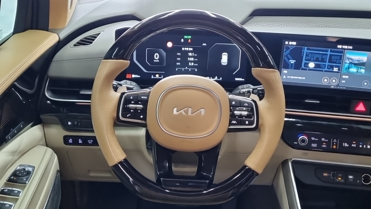 Kia Carnival 2024 — Şəkil 11/18