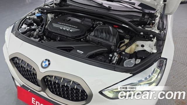 BMW 1 Series 2023 — ფოტო 6/20