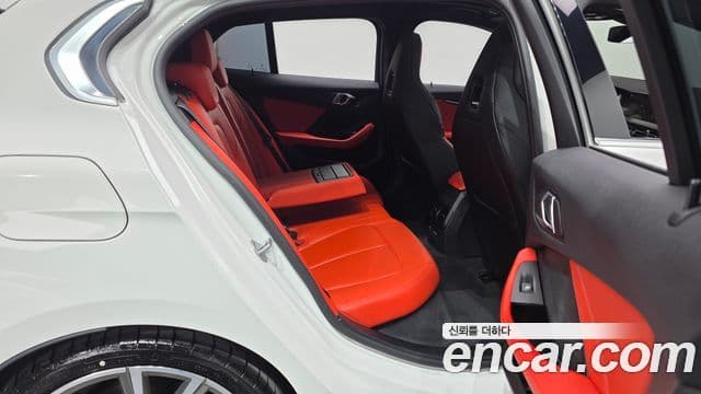 BMW 1 Series 2023 — ფოტო 11/20