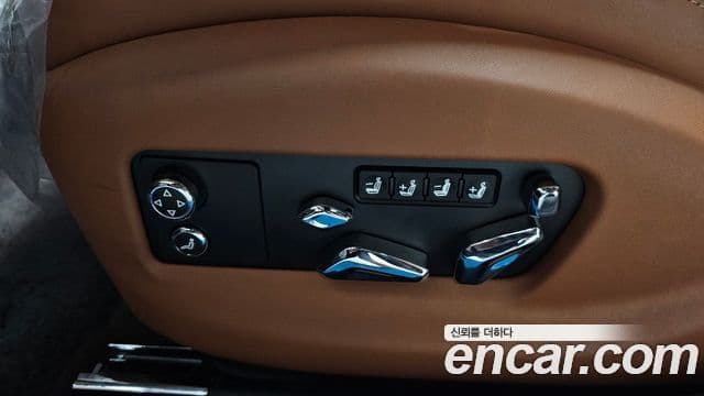 Bentley Flying Spur 2022 — Photo 42/44