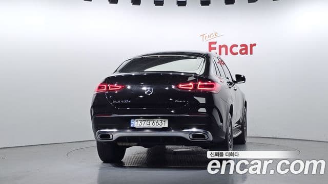 Mercedes-Benz GLE-Class 2021 — Фото 4/20