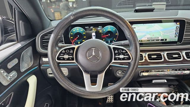 Mercedes-Benz GLE-Class 2021 — Фото 16/20