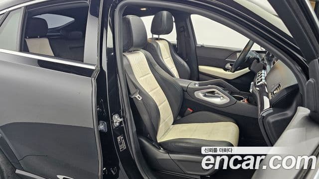 Mercedes-Benz GLE-Class 2021 — ფოტო 9/34