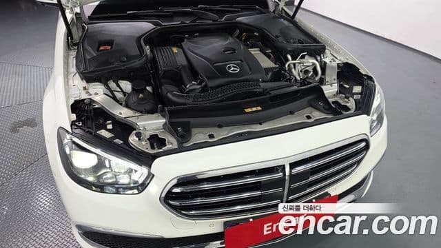 Mercedes-Benz E-Class 2022 — Şəkil 6/20