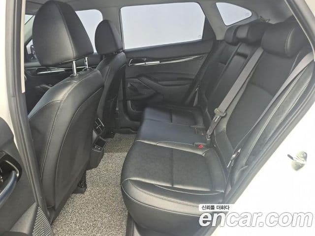 Kia Seltos 2022 — Şəkil 15/20