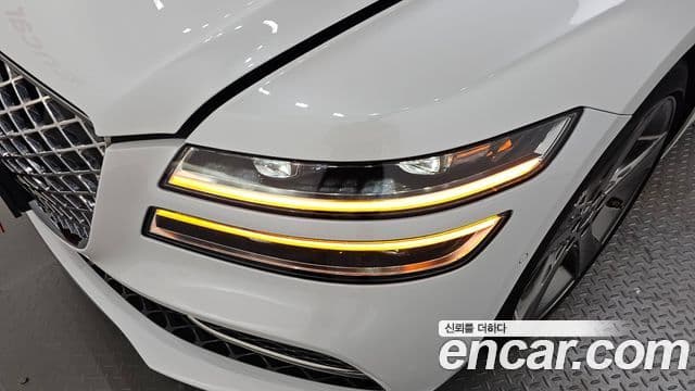 Genesis G80 2022 — ფოტო 28/28