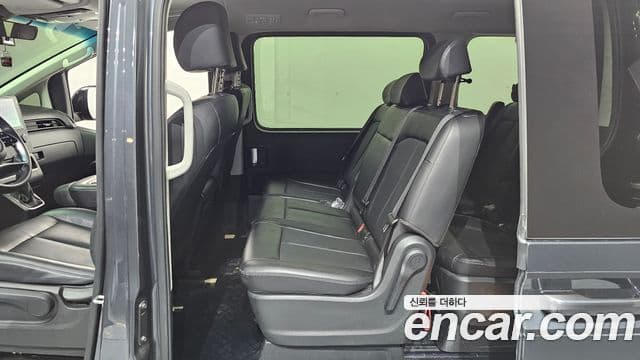 Hyundai Staria 2023 — Фото 11/20