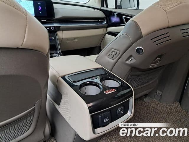 Kia Carnival 2021 — Şəkil 12/20