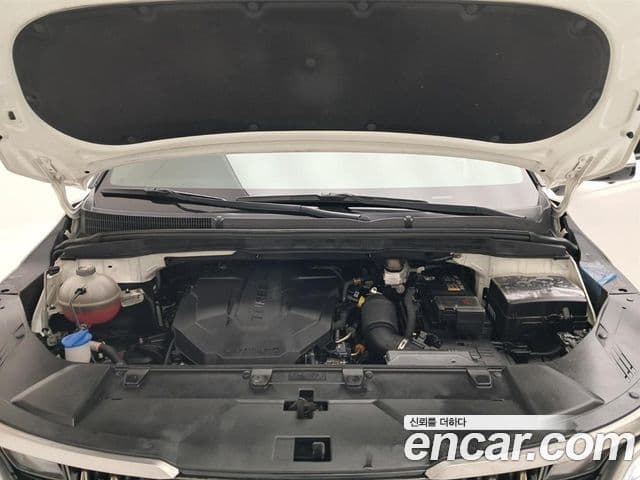 Kia Carnival 2021 — Şəkil 19/20