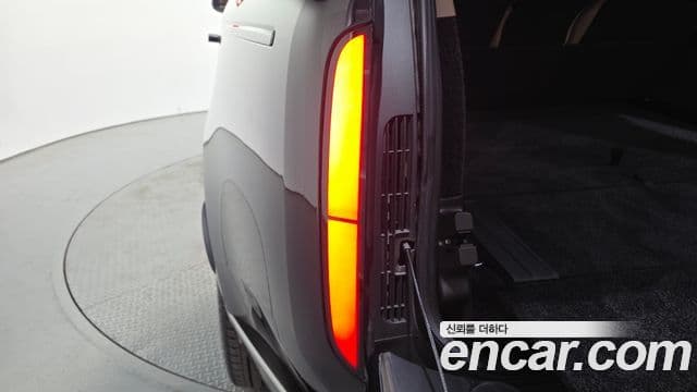 Land Rover Range Rover 2025 — Şəkil 19/20
