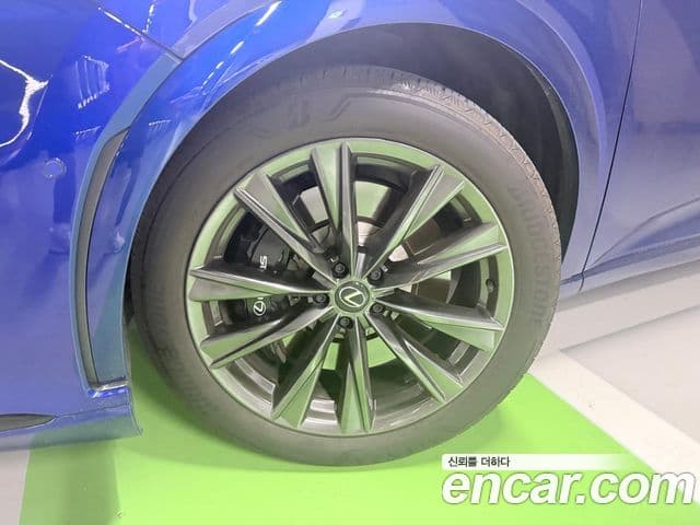 Lexus RX500h 2023 — ფოტო 4/20