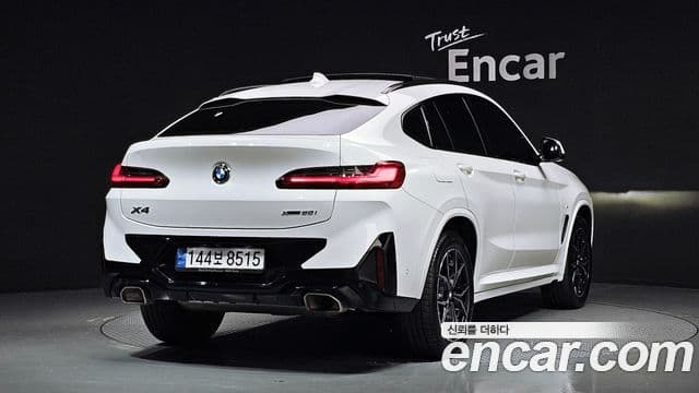 BMW X4 2022 — Şəkil 11/20