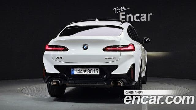 BMW X4 2022 — Şəkil 15/20