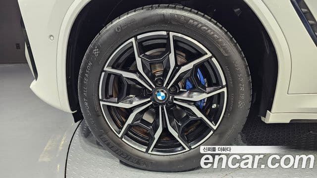 BMW X4 2022 — Şəkil 14/20