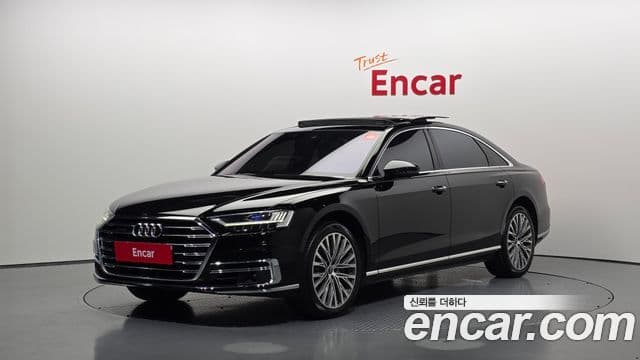Audi A8 2021 — ფოტო 16/20