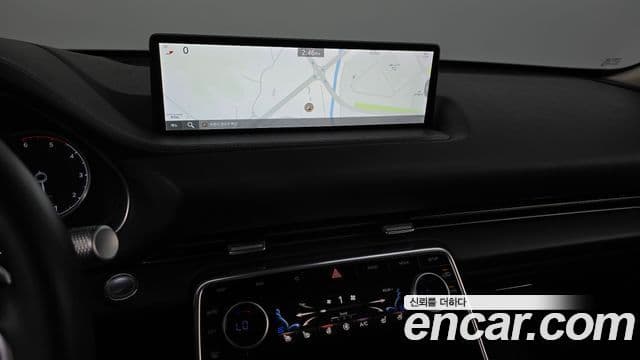 Genesis GV80 2020 — ფოტო 12/20