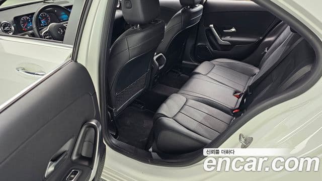 Mercedes-Benz A-Class 2021 — Фото 11/20