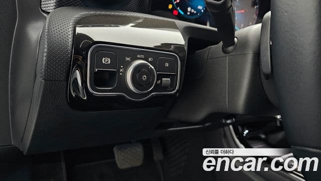 Mercedes-Benz A-Class 2021 — Фото 19/20