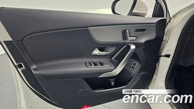 Mercedes-Benz A-Class 2021 — Photo 5/32