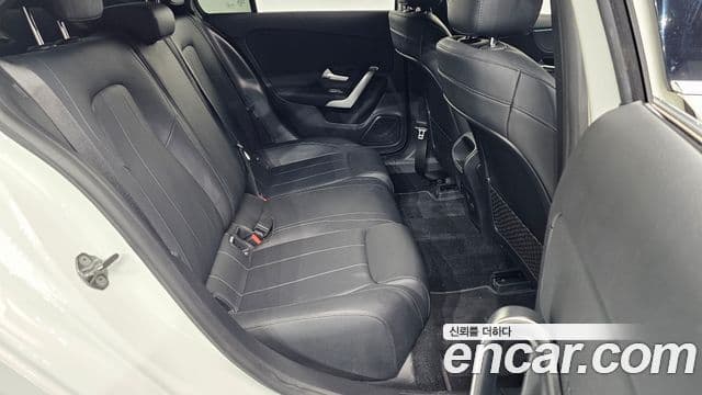 Mercedes-Benz A-Class 2021 — Photo 21/32
