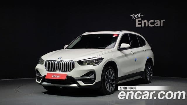 BMW X1 2022 — Фото 1/20