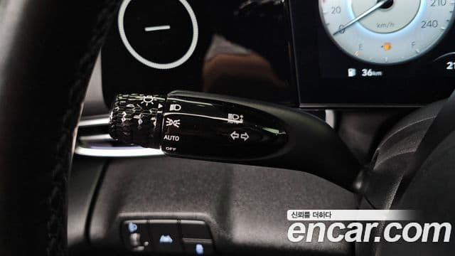 Hyundai The New Avante Hybrid 2020 — Photo 18/33