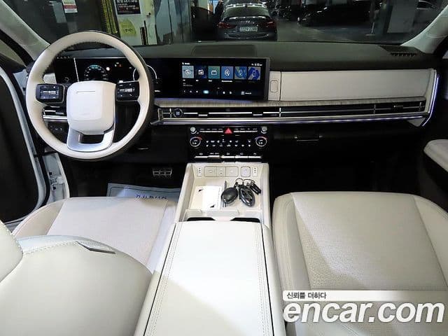 Hyundai Santa Fe 2025 — ფოტო 8/20