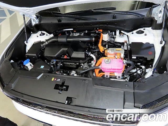 Hyundai Santa Fe 2025 — ფოტო 6/20