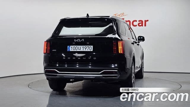 Kia Sorento 2022 — Фото 4/20