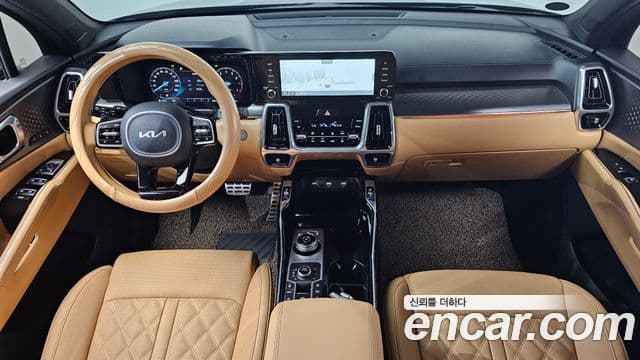 Kia Sorento 2022 — Фото 7/20