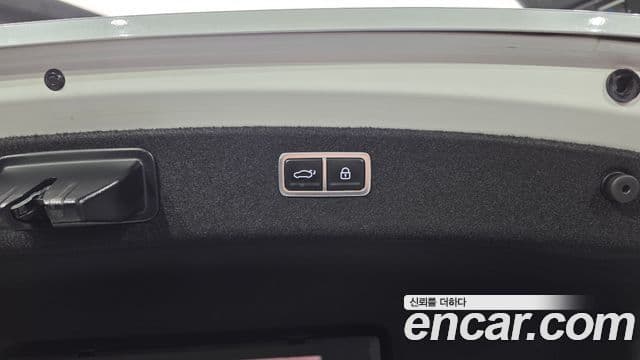 Genesis Electrified G80 2022 — Şəkil 16/20
