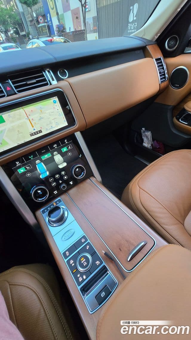 Land Rover Range Rover 2022 — Şəkil 7/9