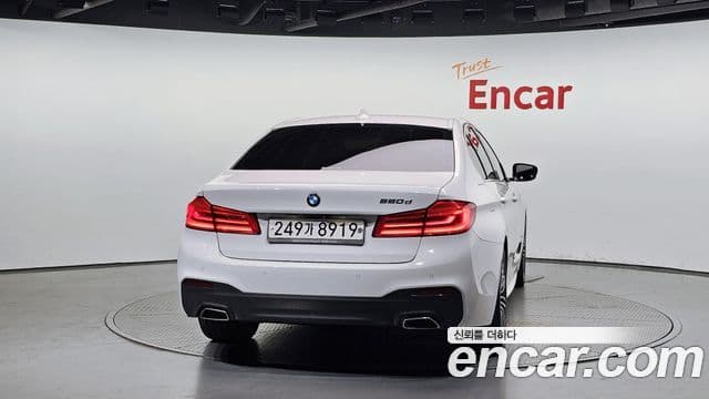 BMW 5 Series 2020 — Şəkil 4/20