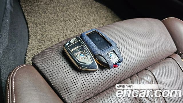 BMW 5 Series 2020 — Şəkil 19/20