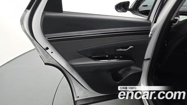 Hyundai Tucson Hybrid 2022 — Photo 7/35