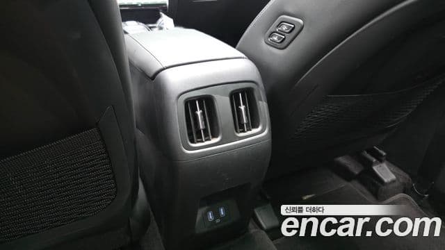 Hyundai Tucson Hybrid 2022 — Photo 6/35