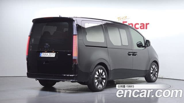 Hyundai Staria 2025 — ფოტო 2/20