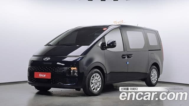 Hyundai Staria 2024 — ფოტო 1/20