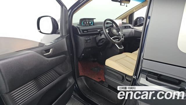 Hyundai Staria 2024 — ფოტო 10/20