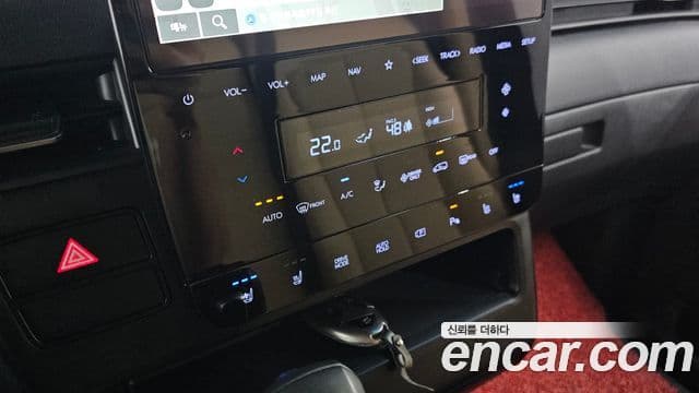 Hyundai Staria 2024 — ფოტო 16/20
