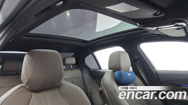 BMW 5 Series 2024 — ფოტო 13/20