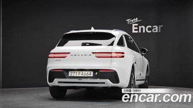 Genesis GV70 2021 — Şəkil 4/20