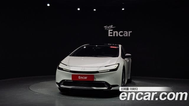 Toyota Prius 2025 — Photo 25/35