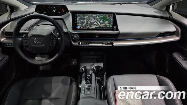 Toyota Prius 2025 — Photo 16/35